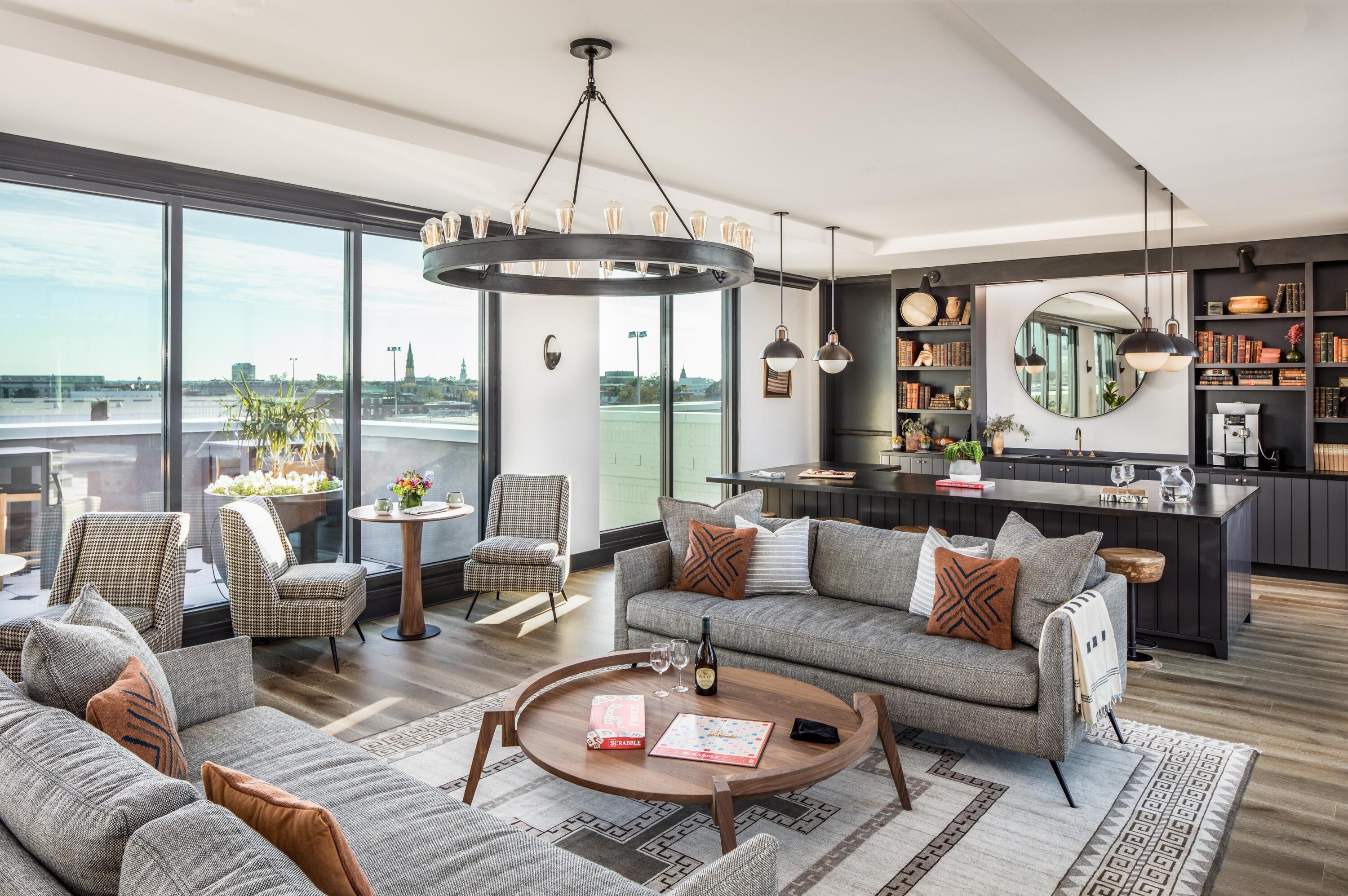 5 Gadsdenboro Street # 501