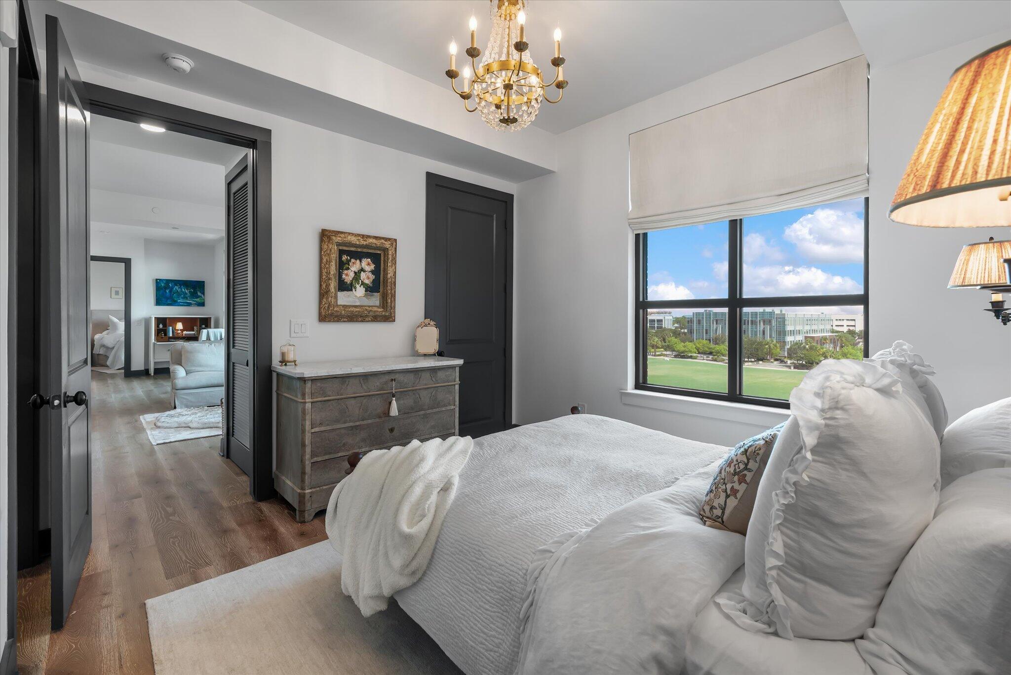 5 Gadsdenboro Street # 501