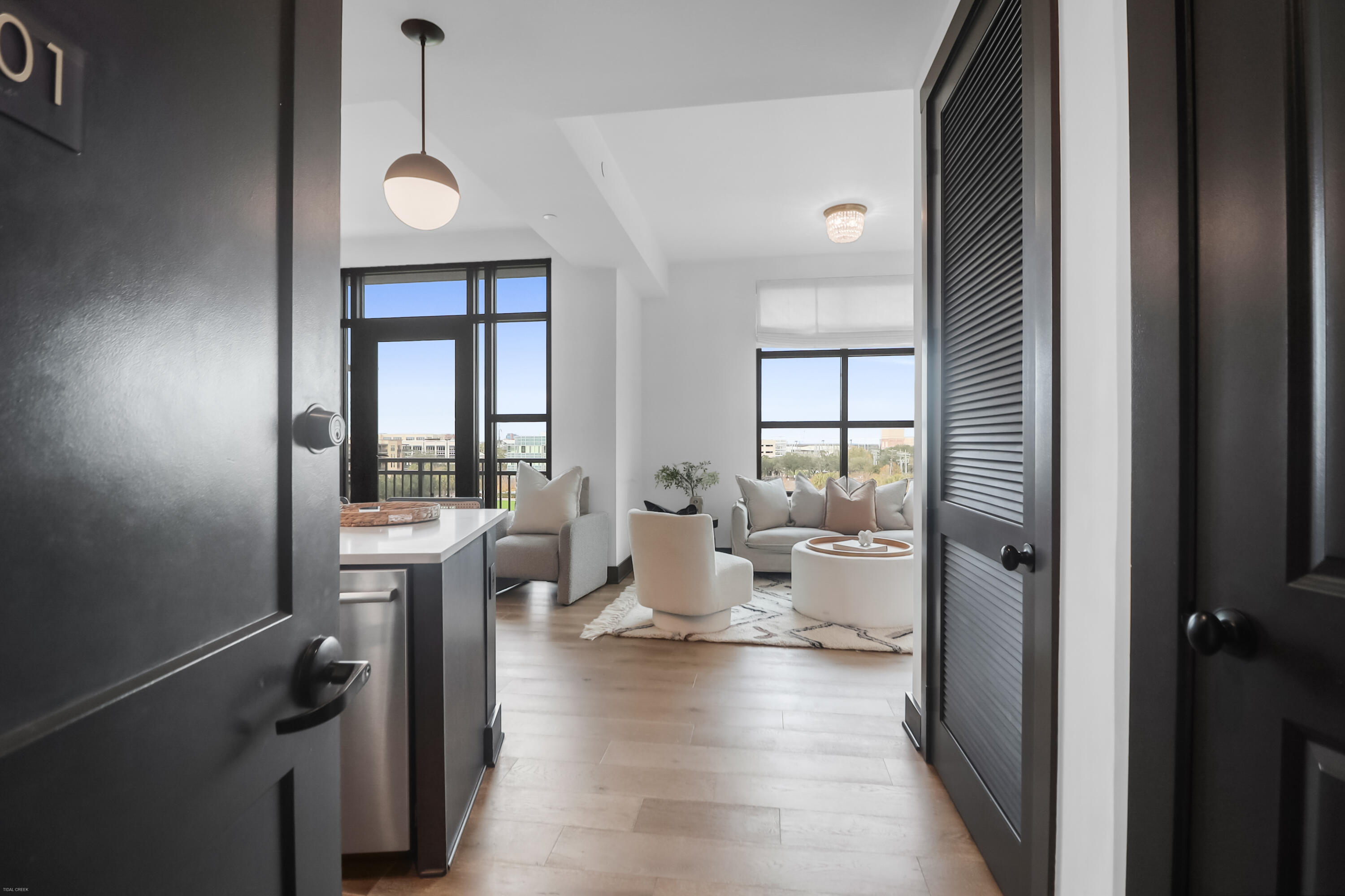 5 Gadsdenboro Street # 501