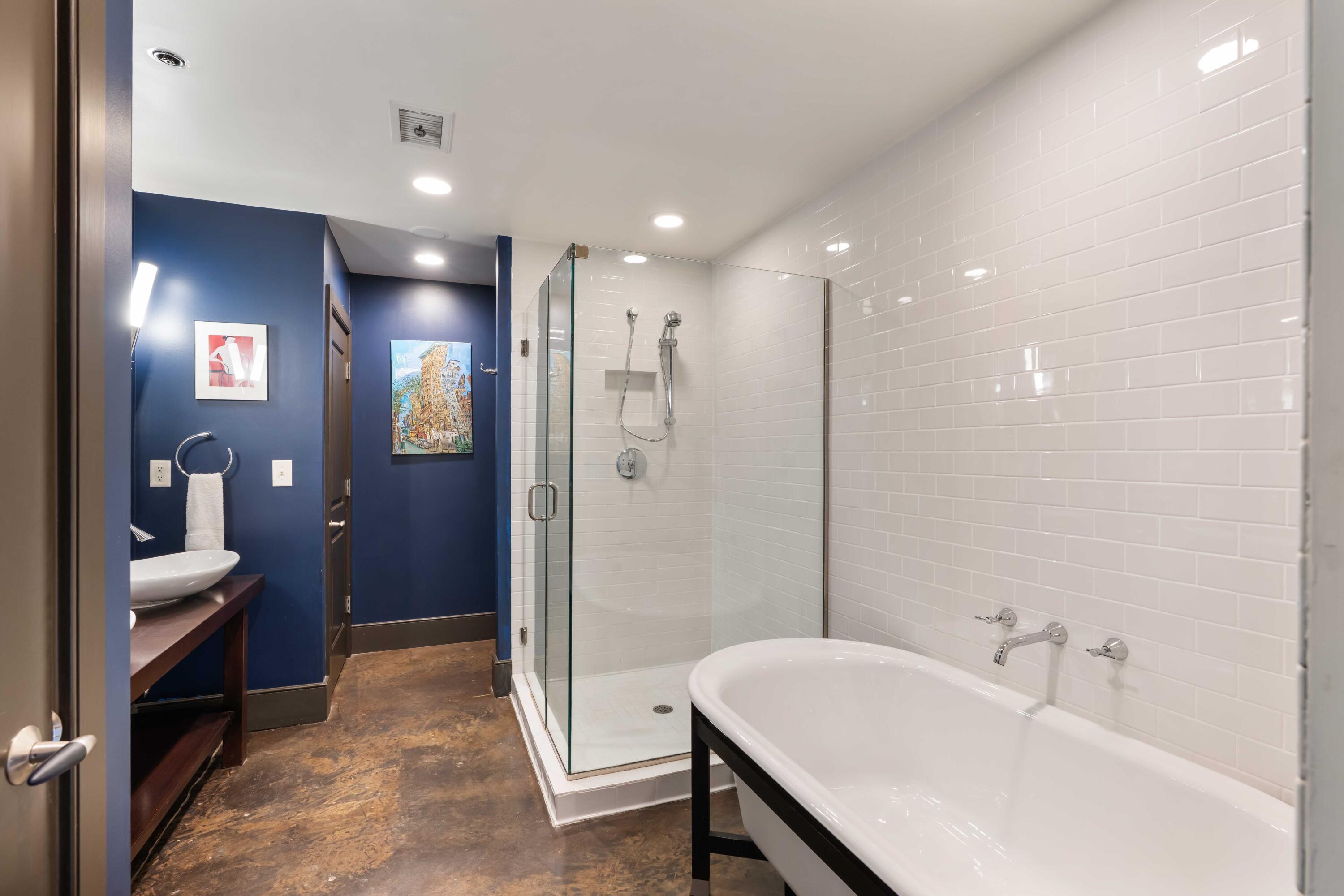 517 King Street # 10 Unit: Penthouse 1 & 10