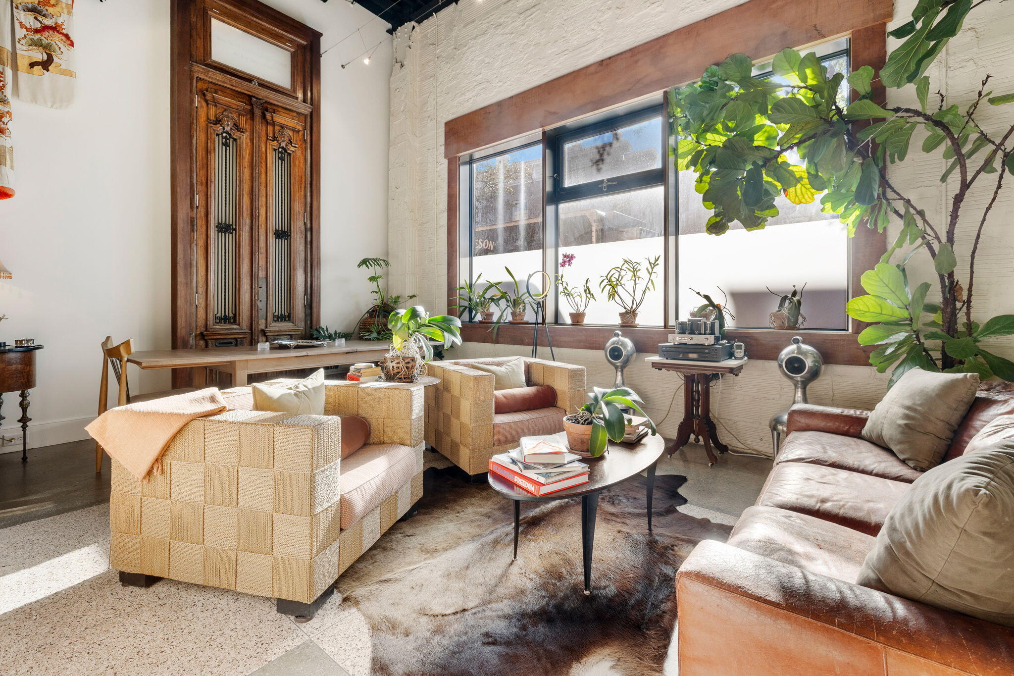 517 King Street # 10 Unit: Penthouse 1 & 10