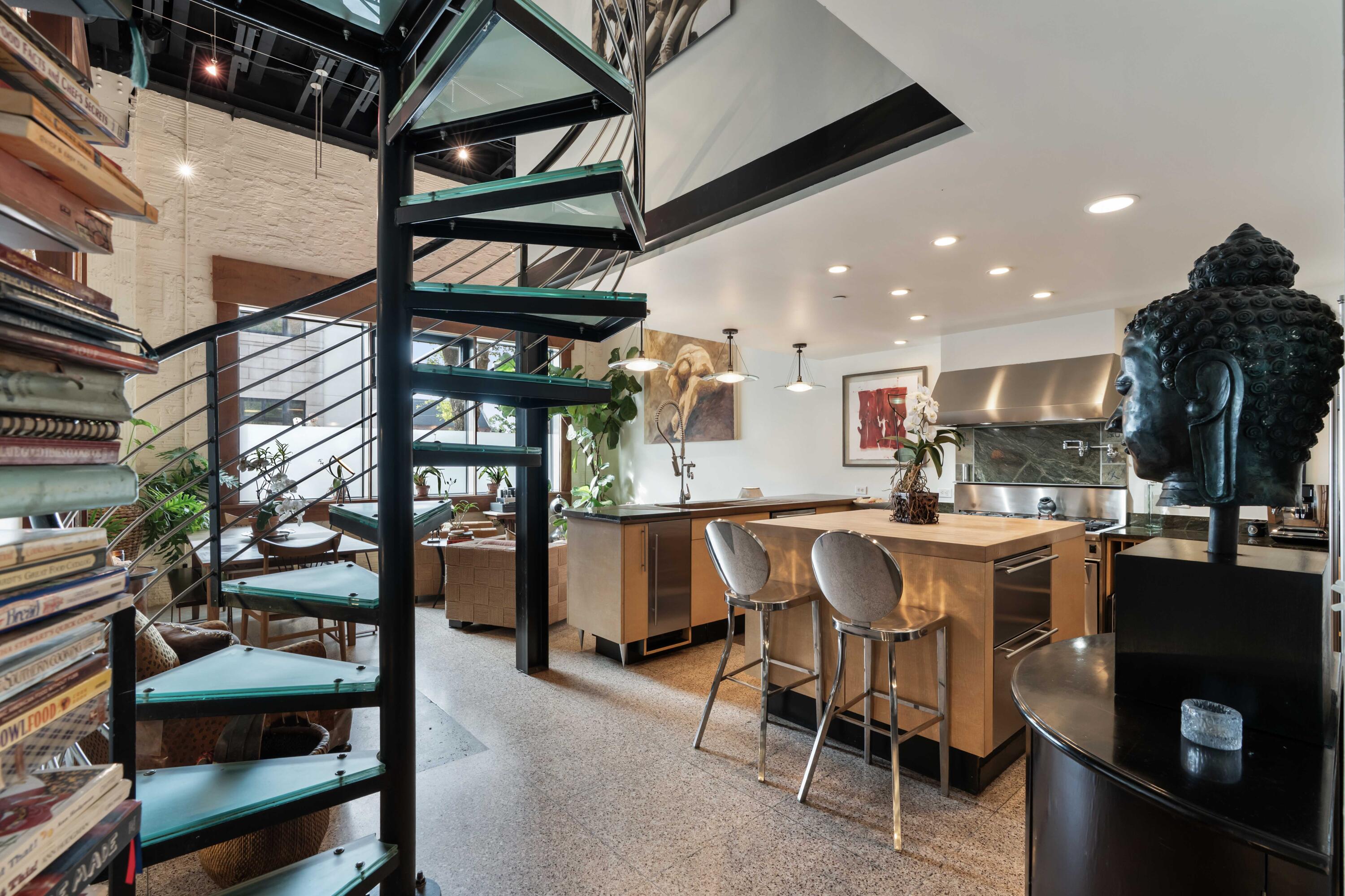 517 King Street # 10 Unit: Penthouse 1 & 10