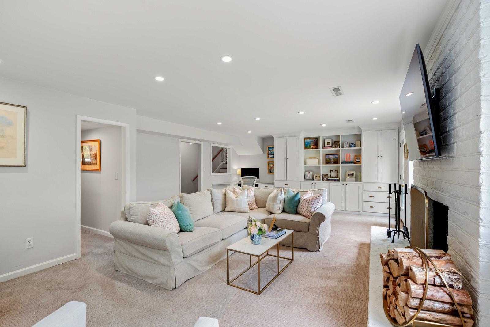 345 Confederate Circle