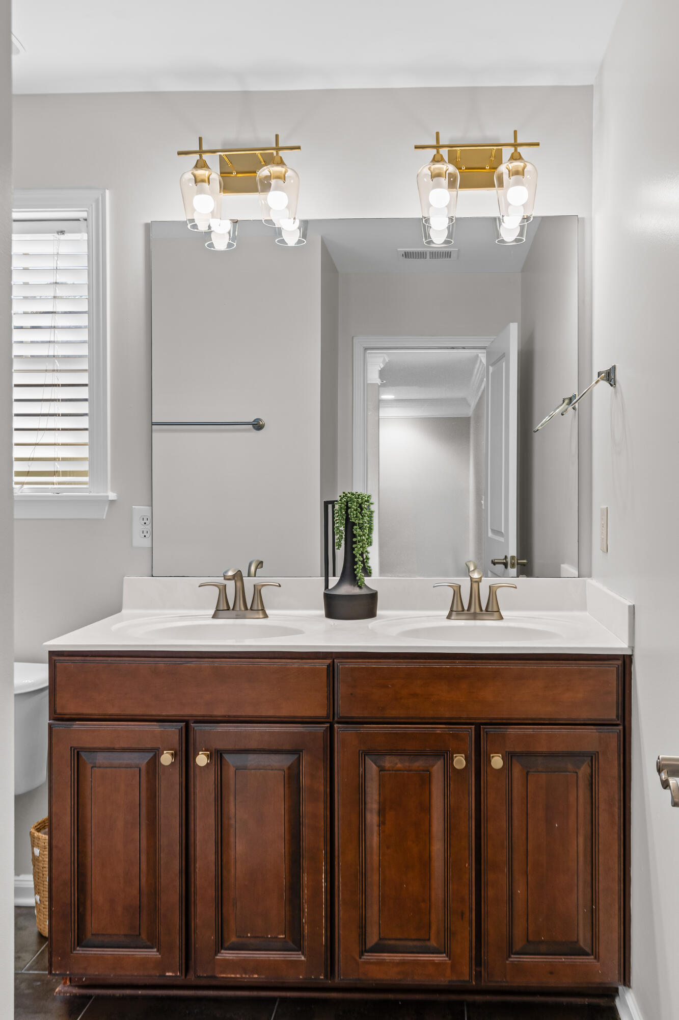 1753 Wellstead Street