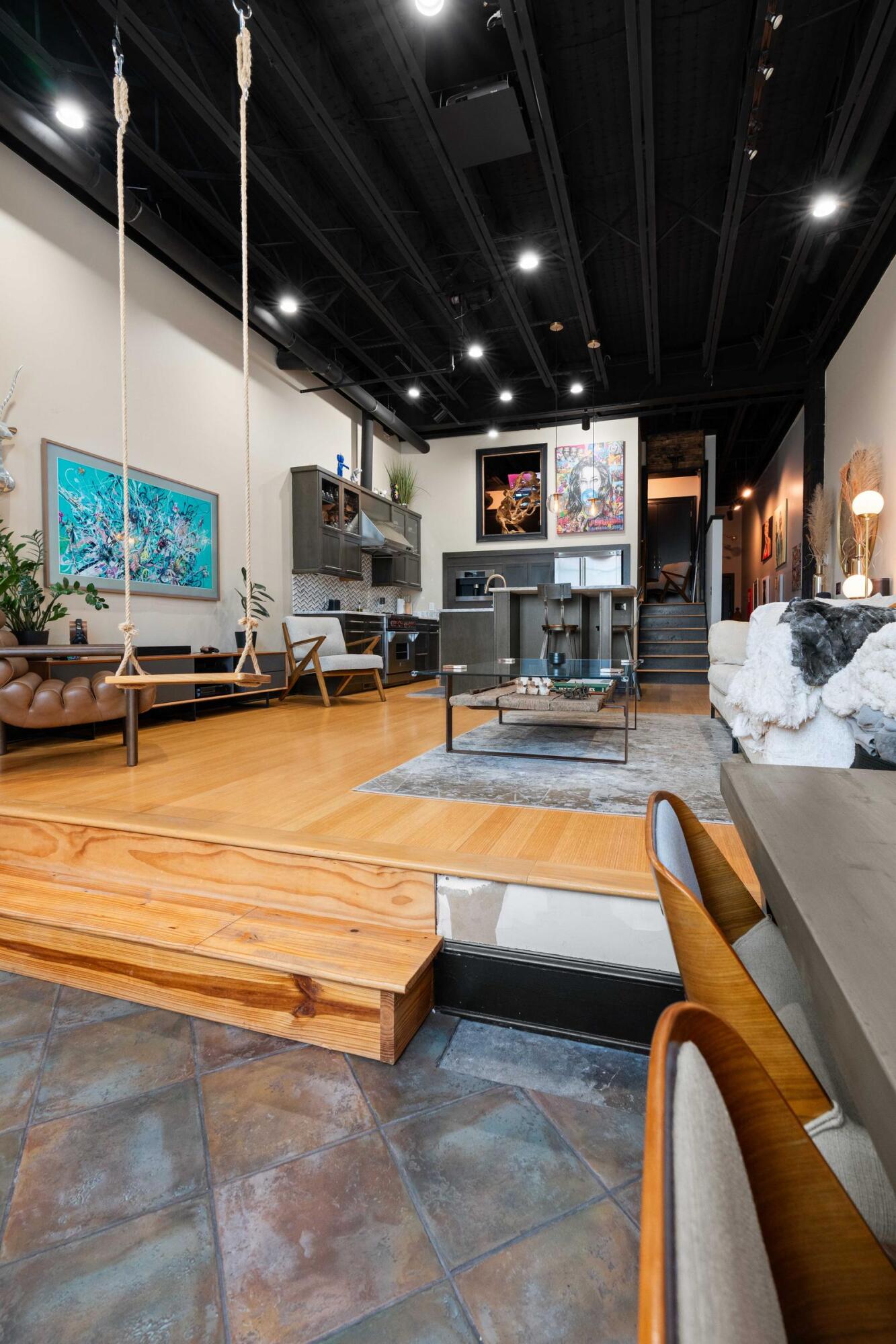 517 King Street Apt 11