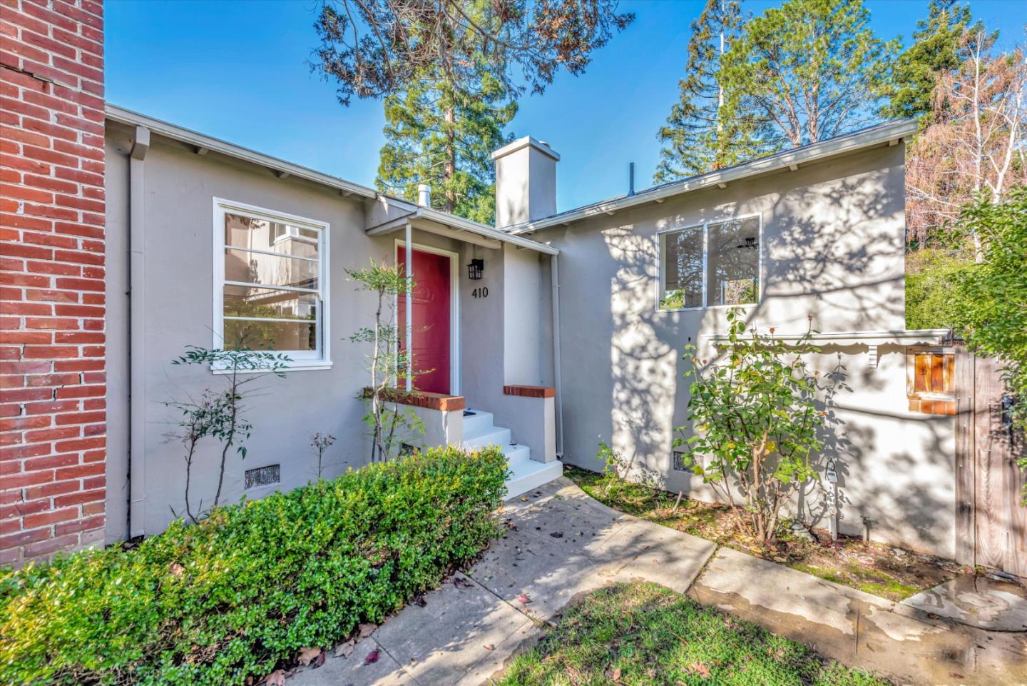 410 Hobart Avenue