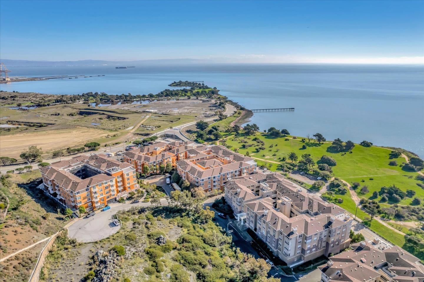 101 Crescent Way Unit: 2412