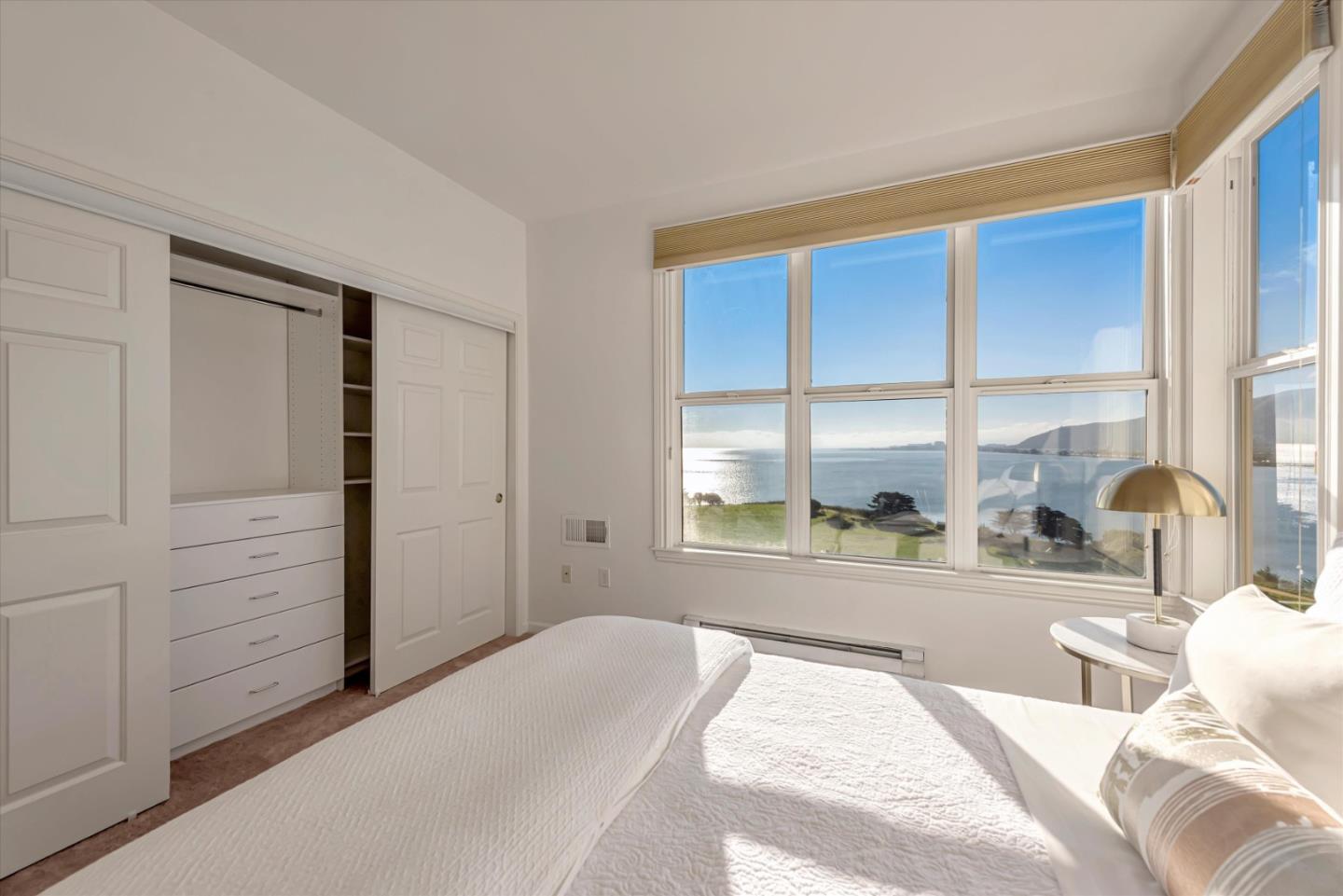 101 Crescent Way Unit: 2412