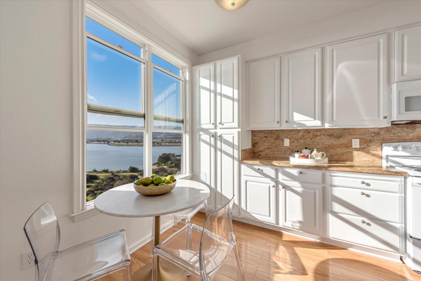 101 Crescent Way Unit: 2412