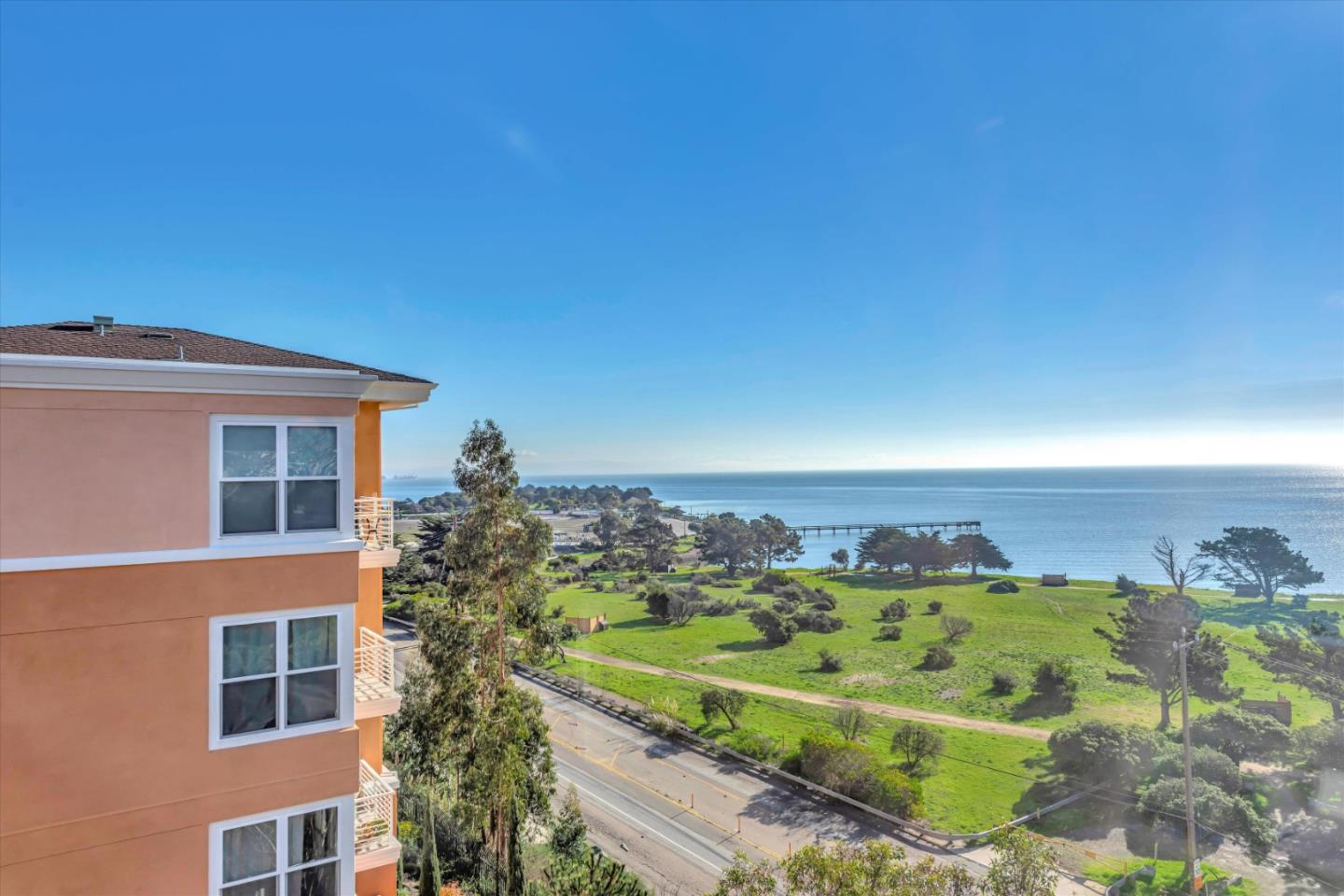 101 Crescent Way Unit: 2412