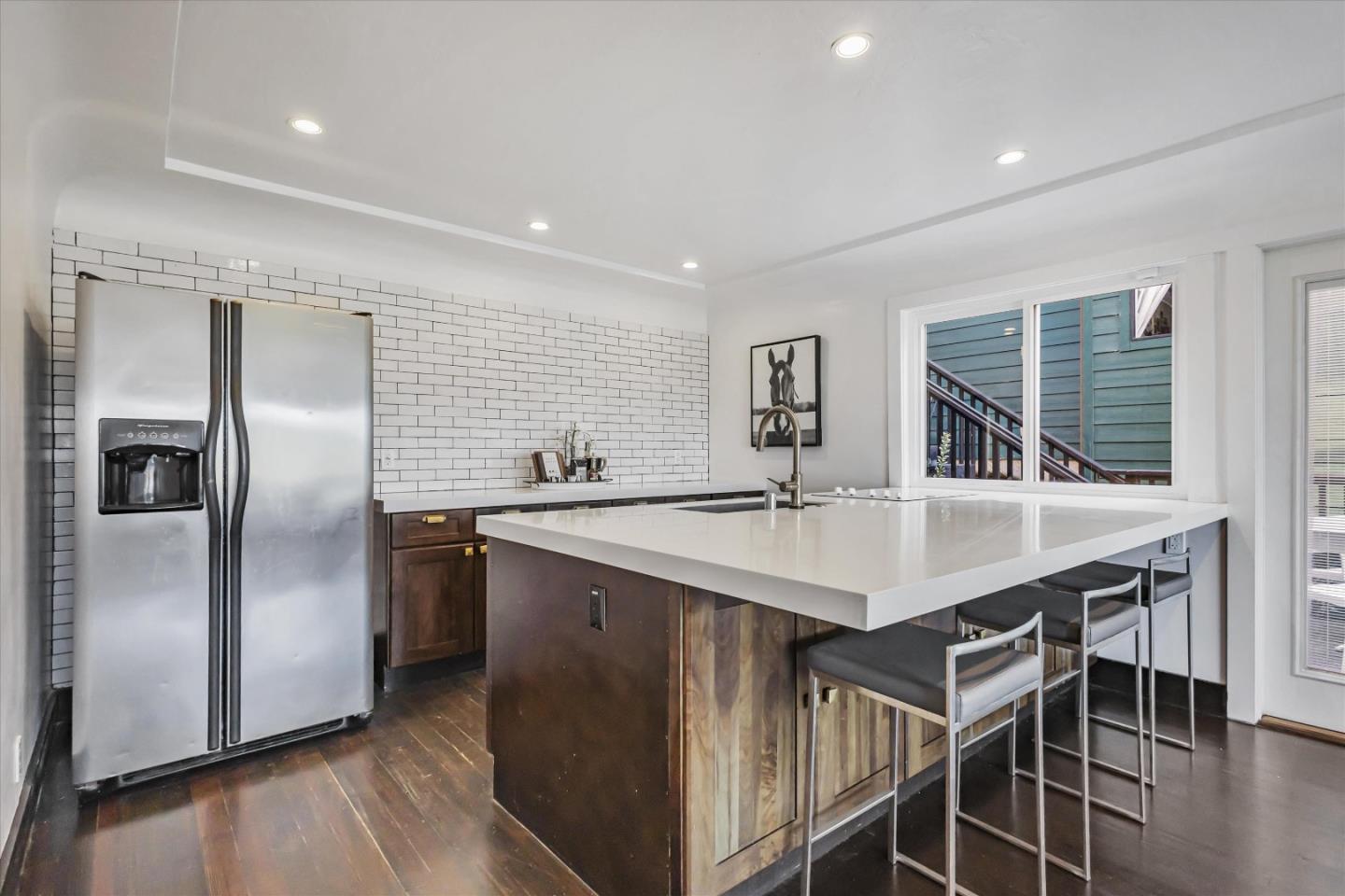 347 Alvarado ST