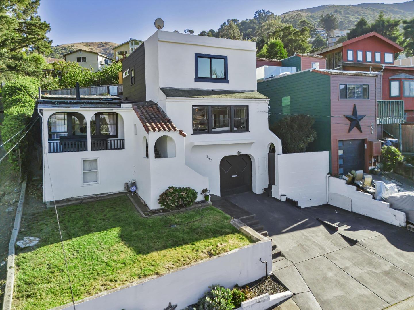 347 Alvarado ST
