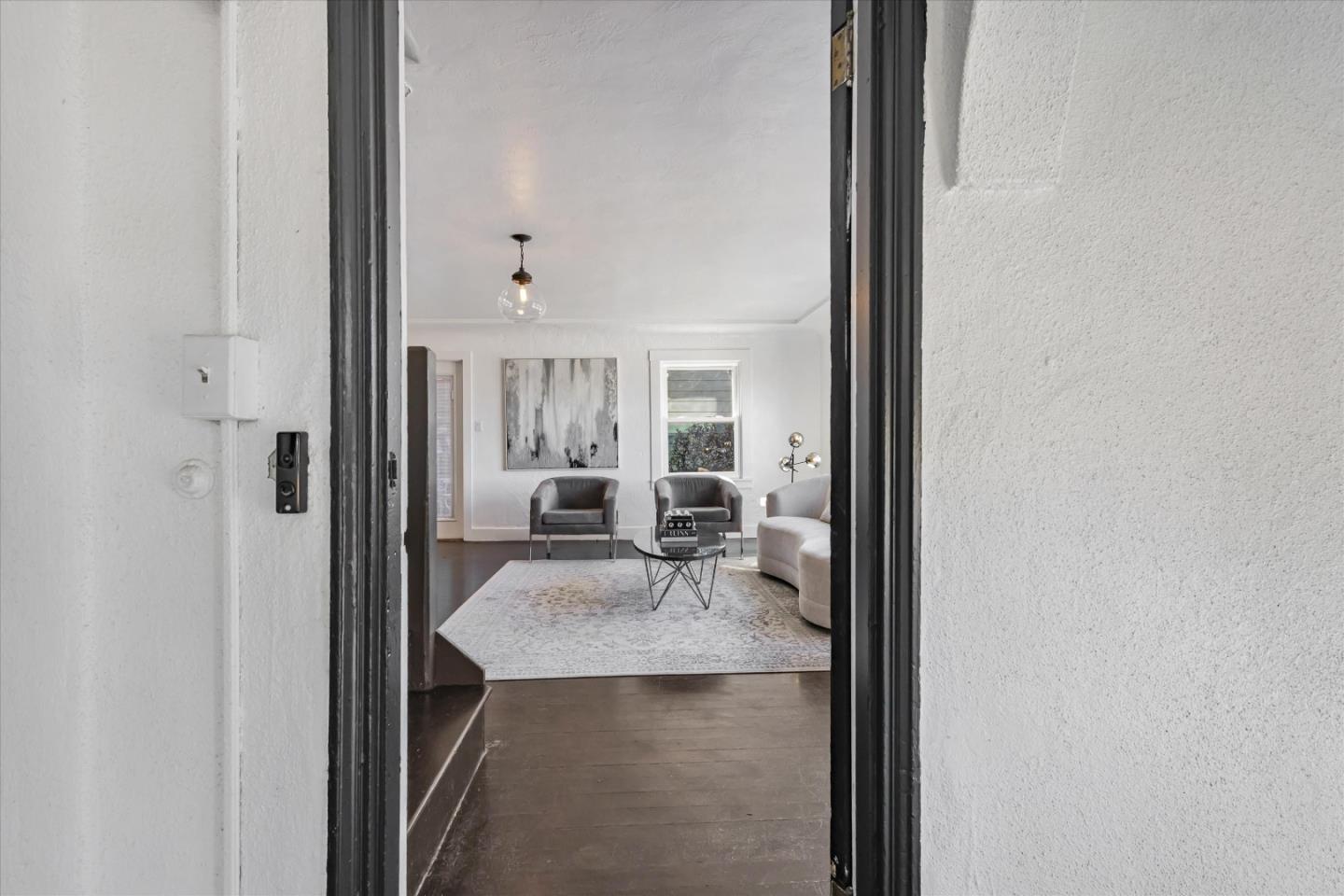 347 Alvarado ST