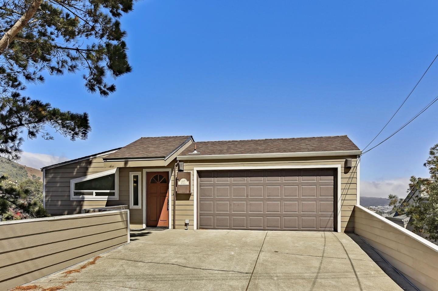 1117 Humboldt RD