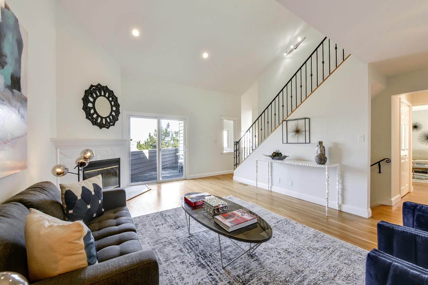 1117 Humboldt RD