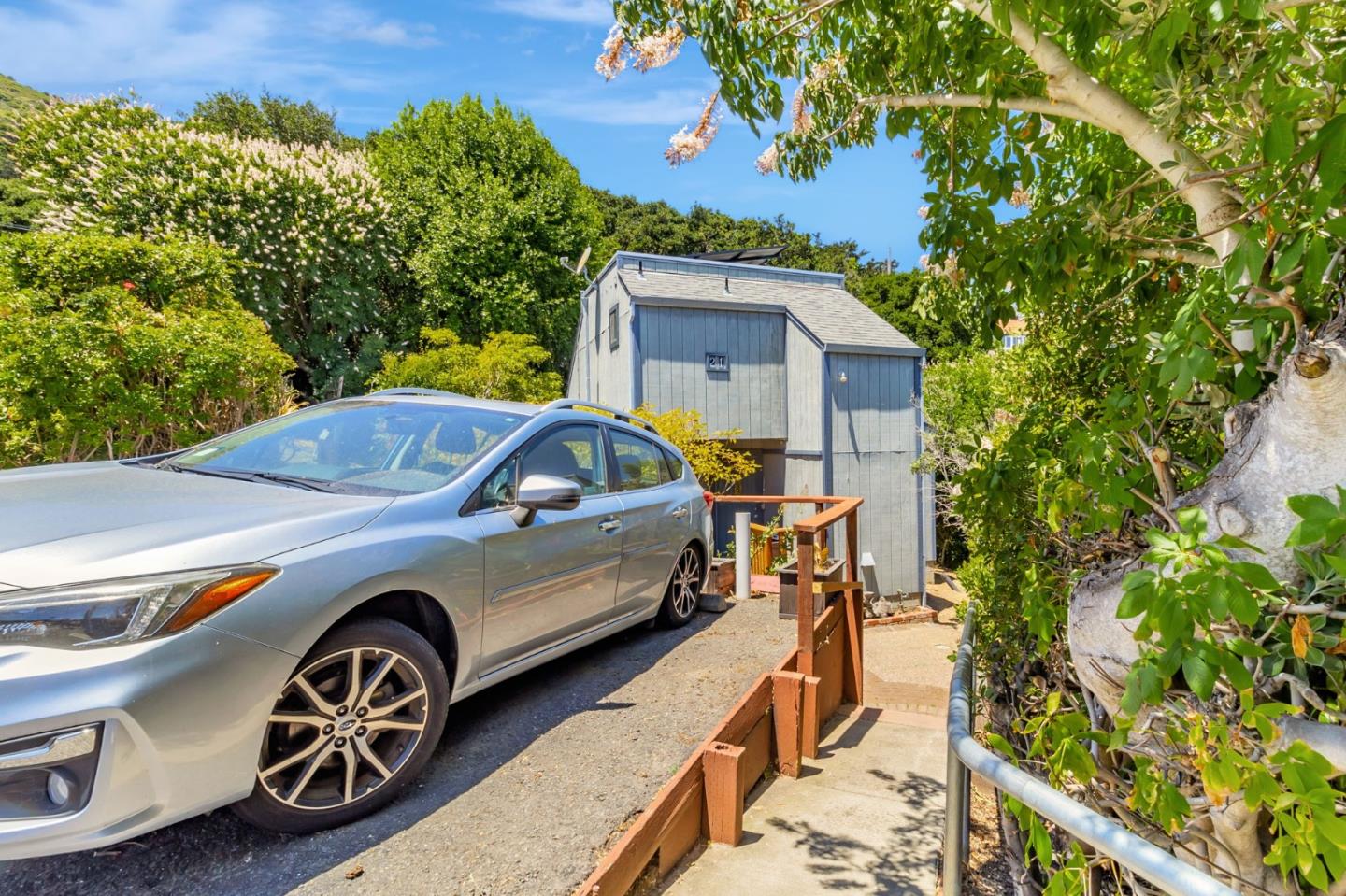 21 San Benito Road