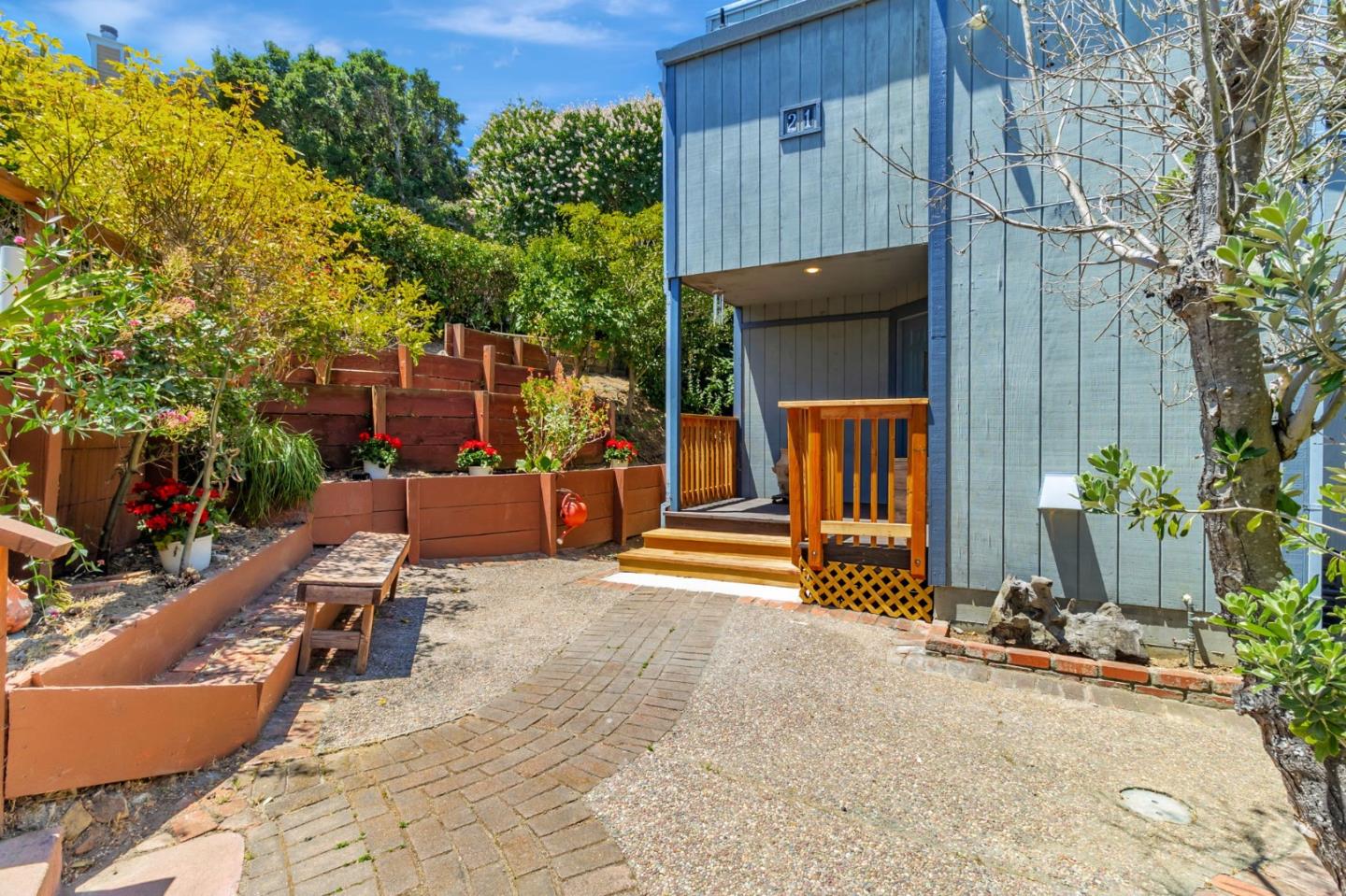 21 San Benito Road
