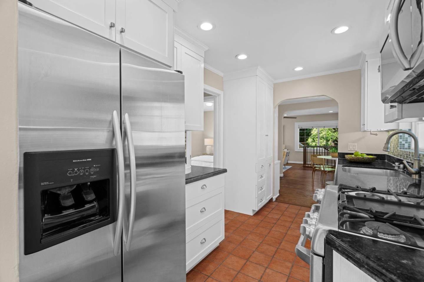 460 San Bruno Avenue