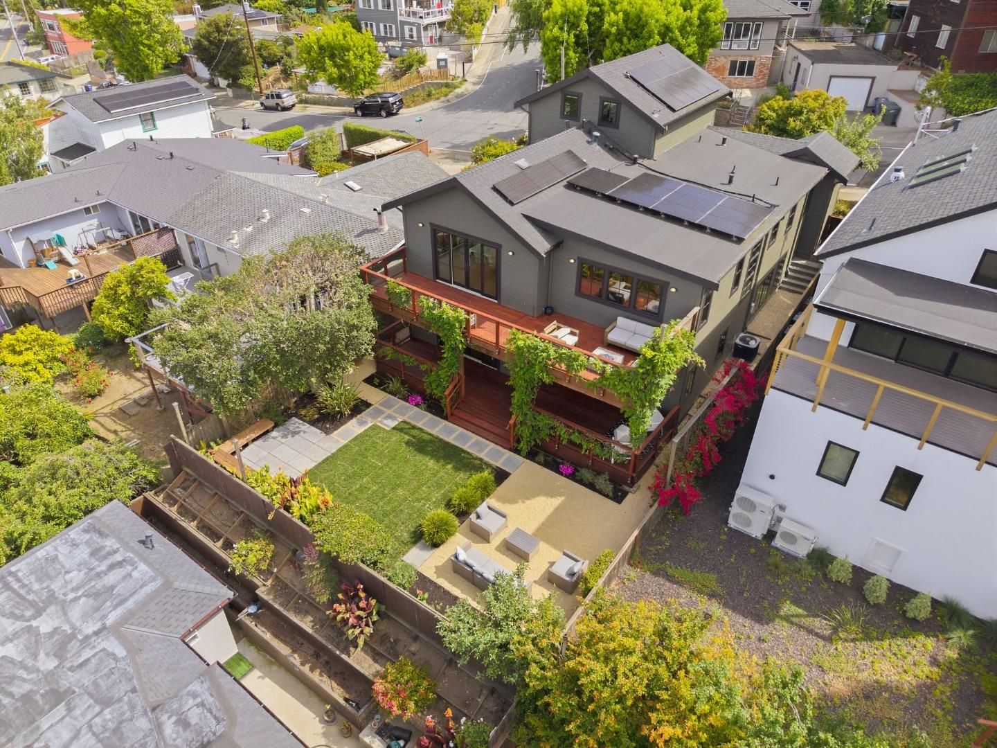 524 Klamath Street