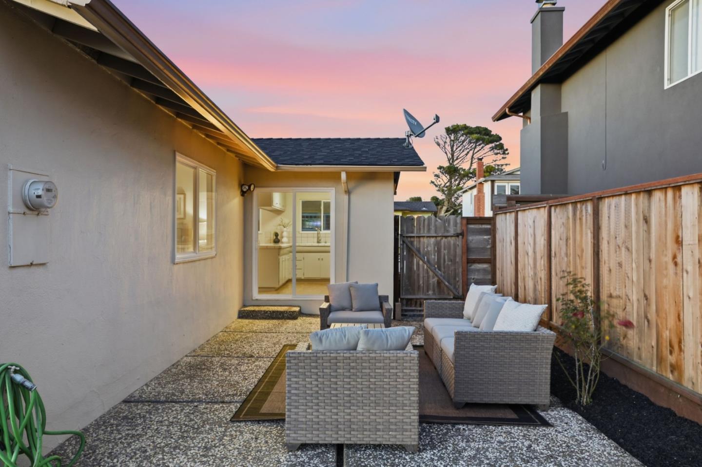 245 Castleton WAY