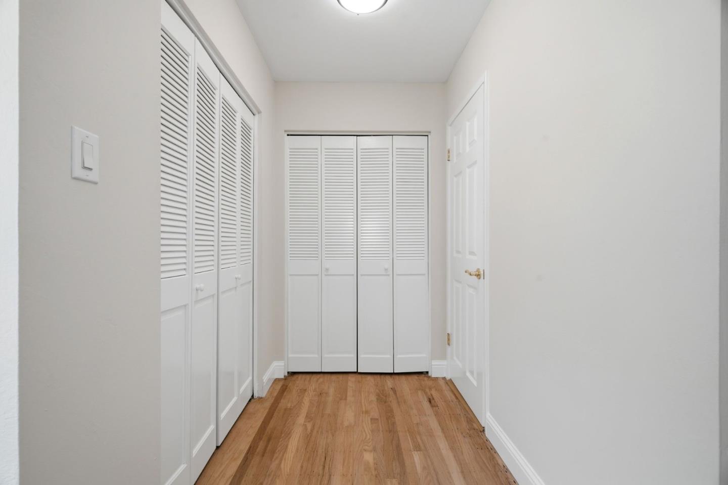 245 Castleton WAY