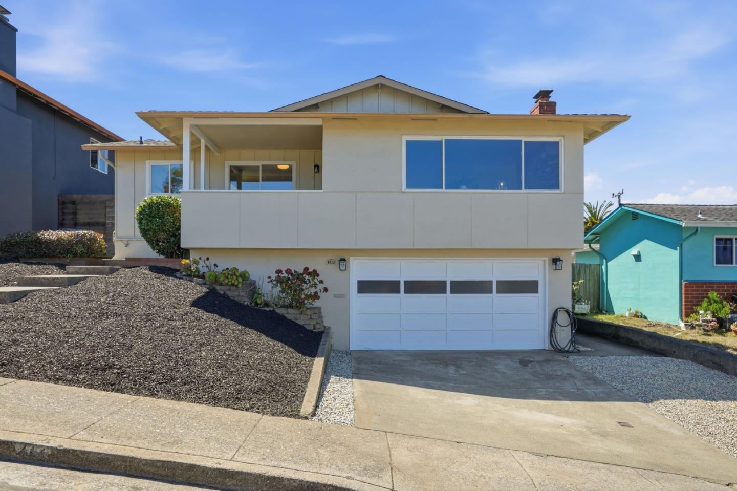 245 Castleton WAY