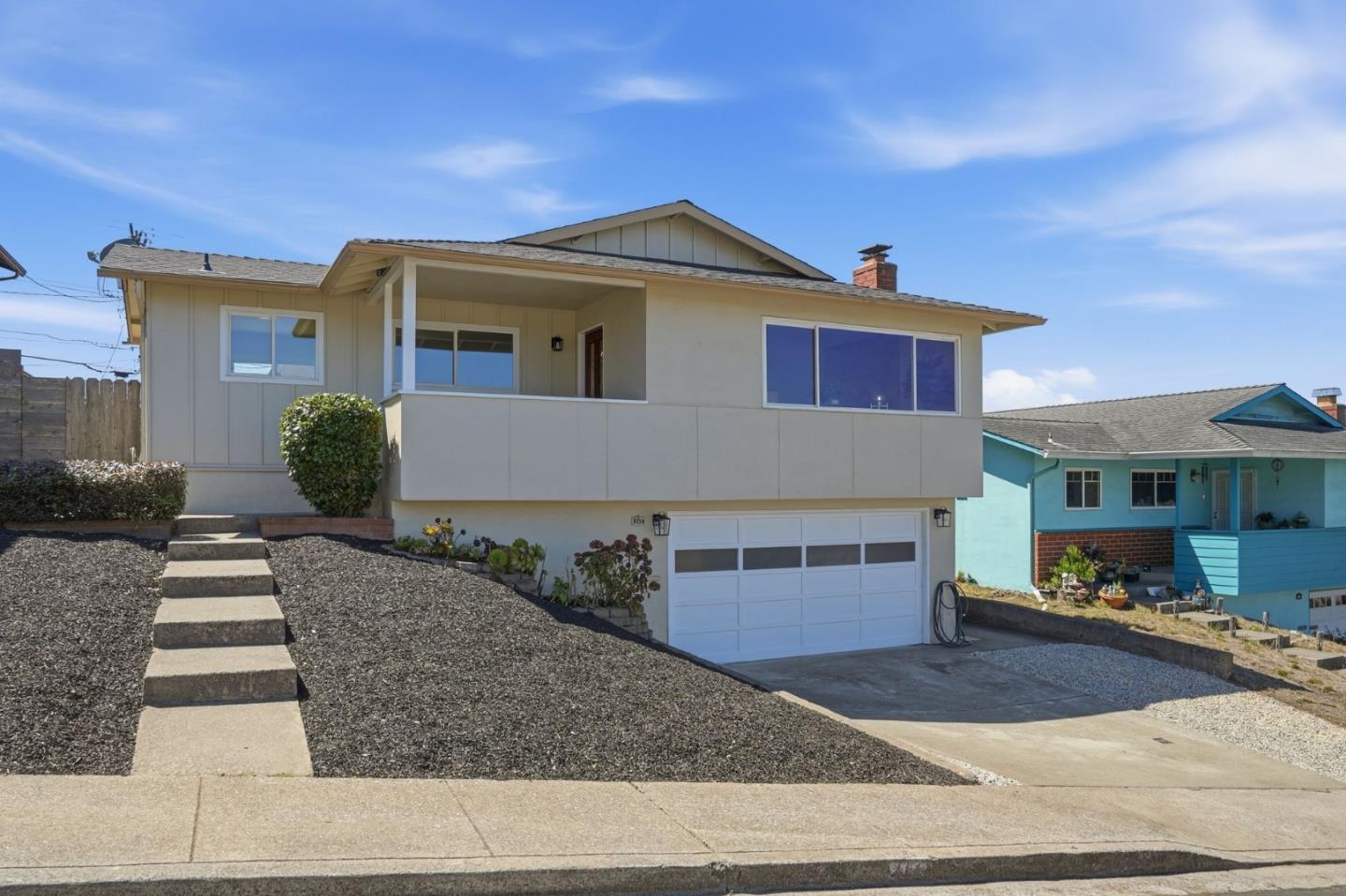 245 Castleton WAY