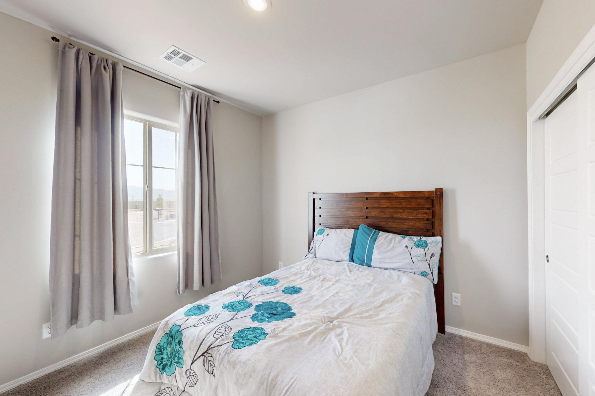 13 Enebro Place