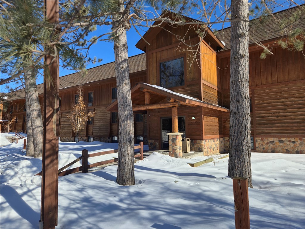 42910 Lakewoods Drive 213B