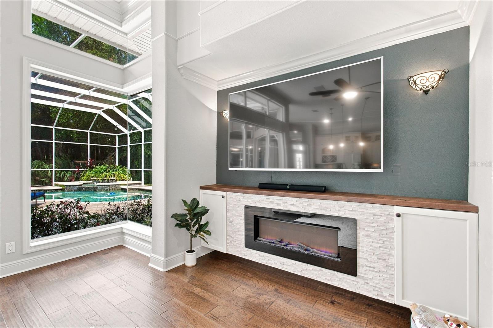 9212 PINE ISLAND CT