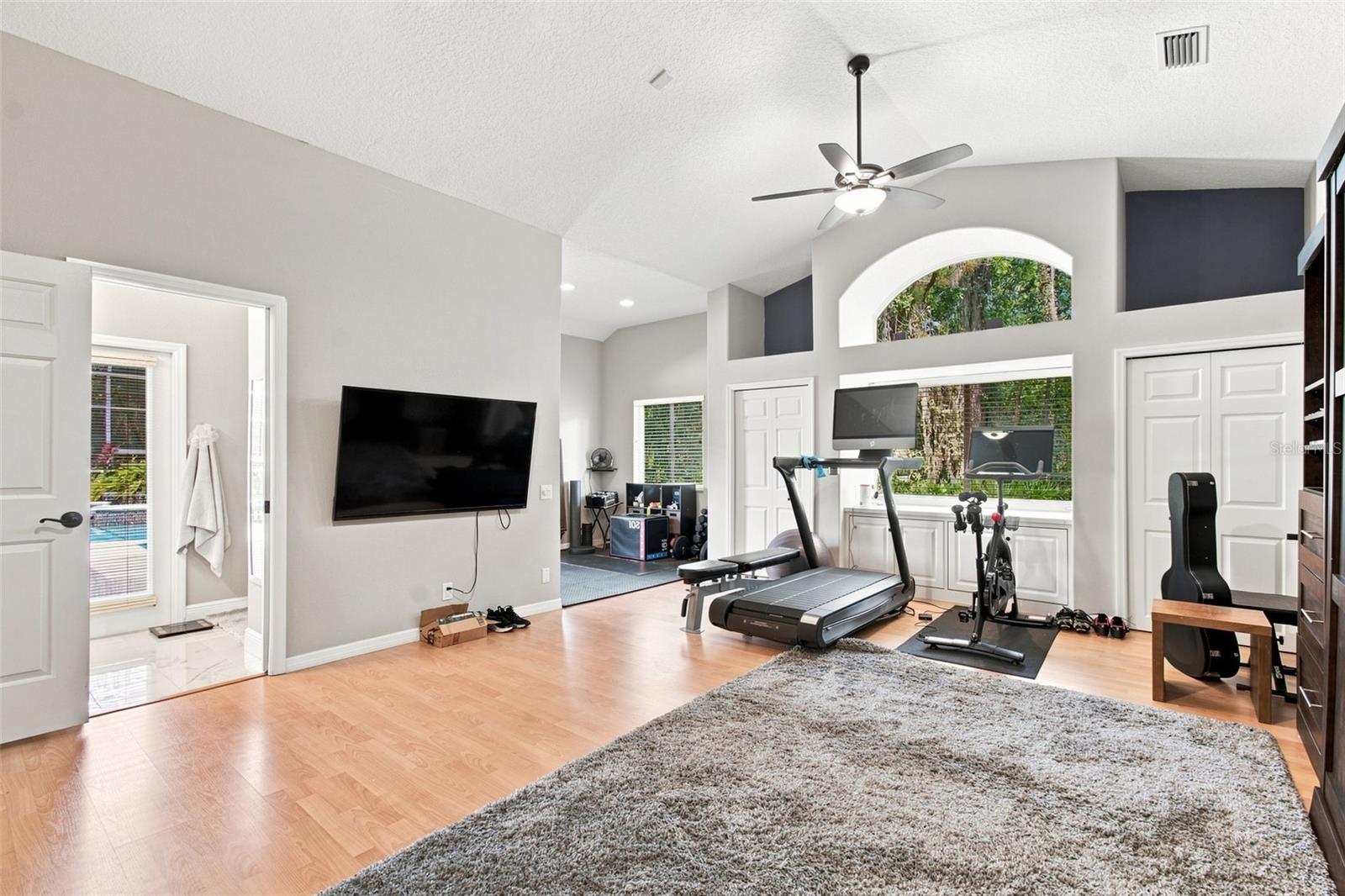 9212 PINE ISLAND CT