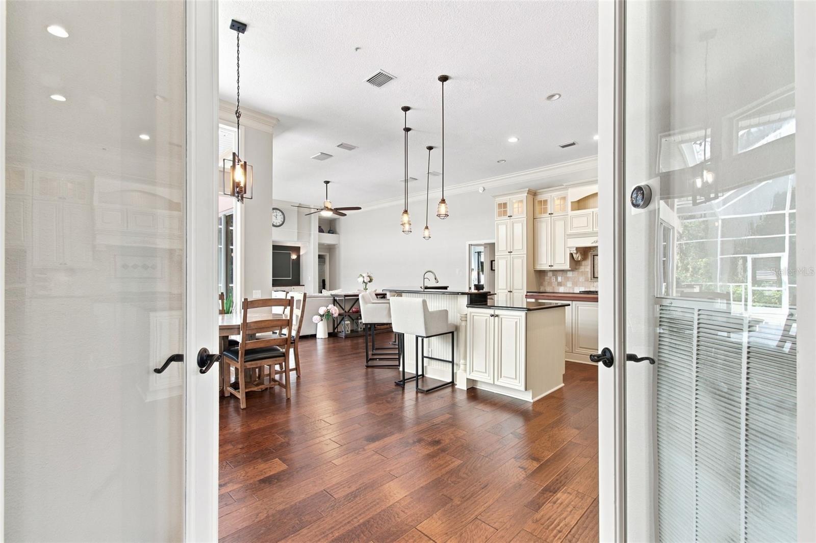 9212 PINE ISLAND CT