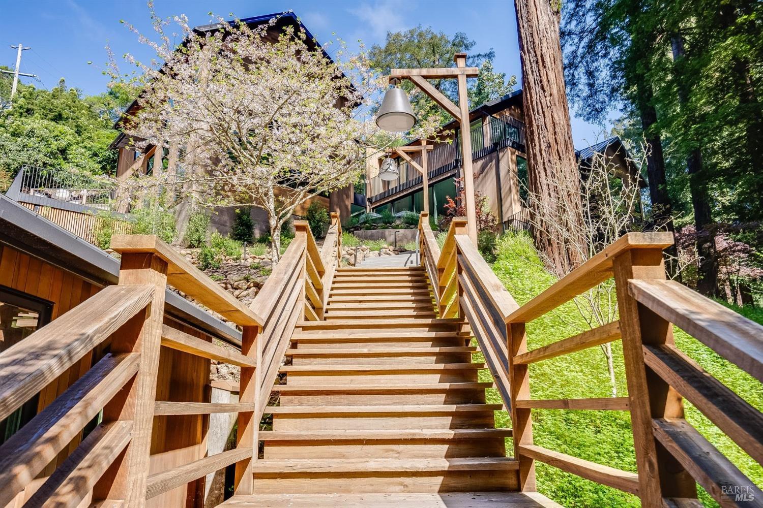 197 Corte Madera Ave