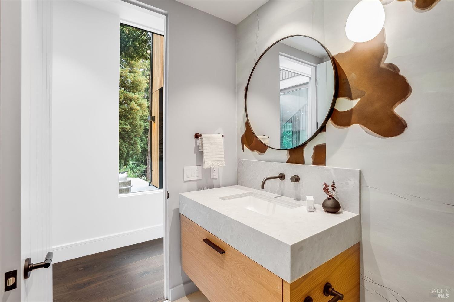 197 Corte Madera Ave