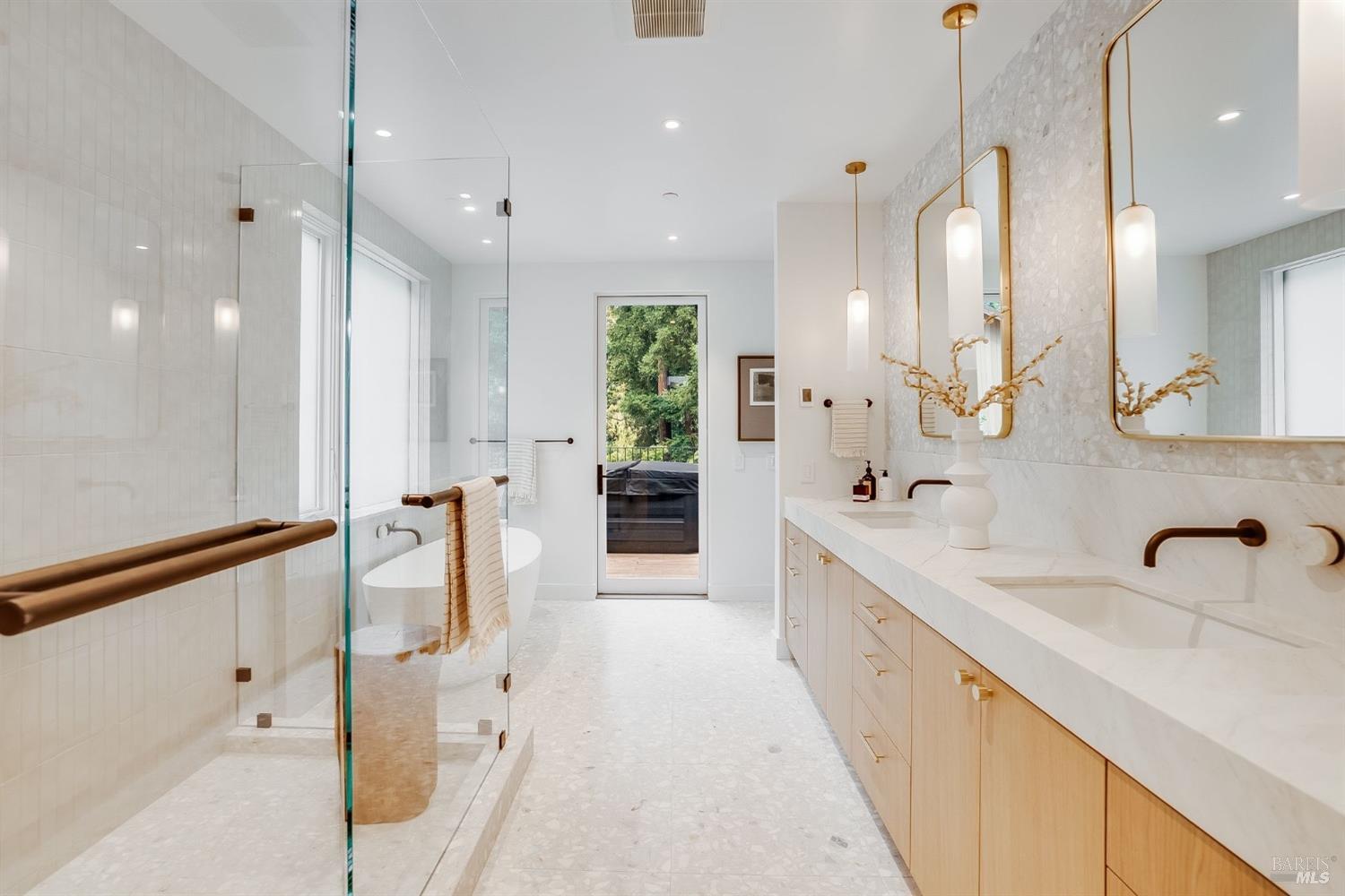 197 Corte Madera Ave