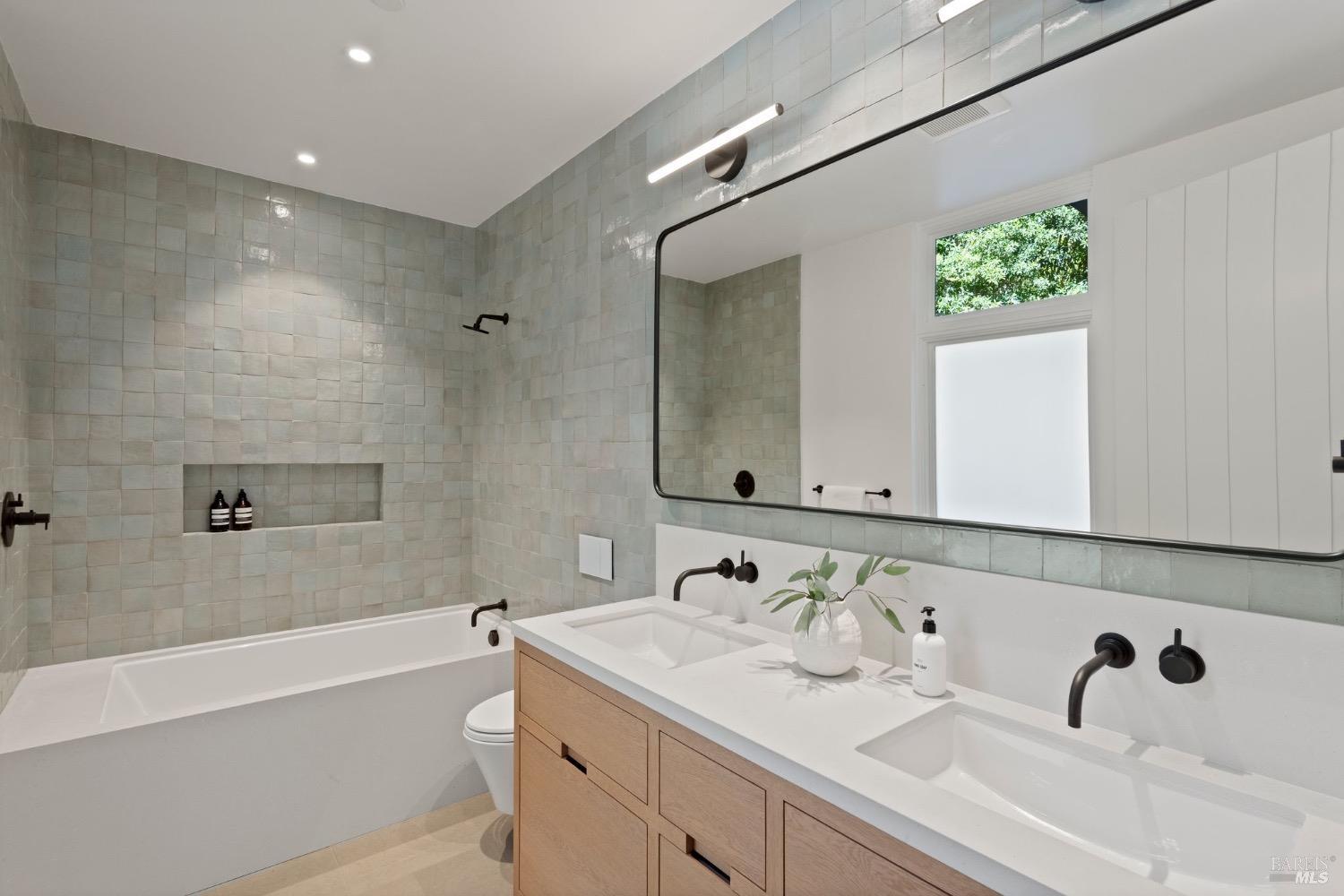 197 Corte Madera Ave