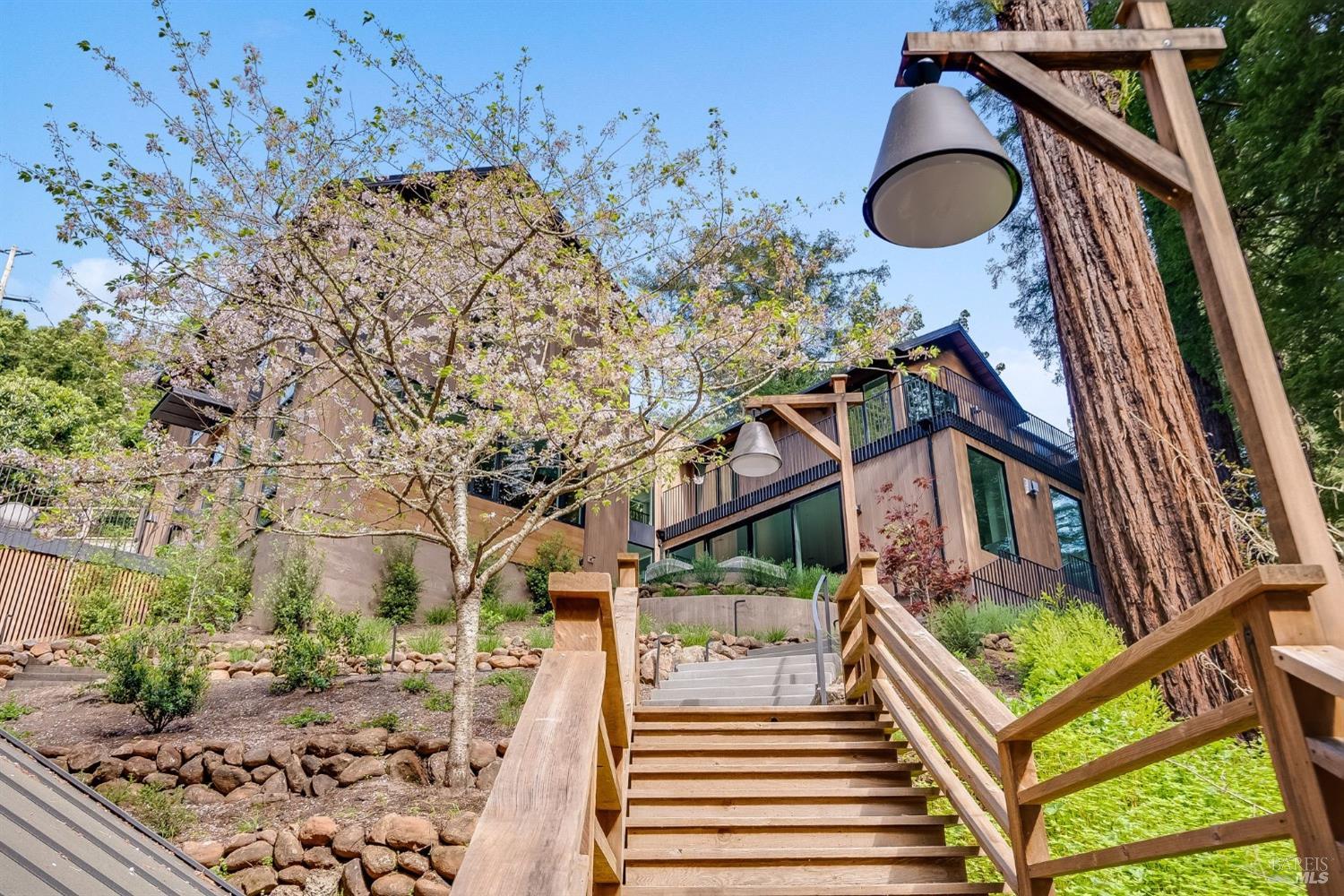 197 Corte Madera Ave