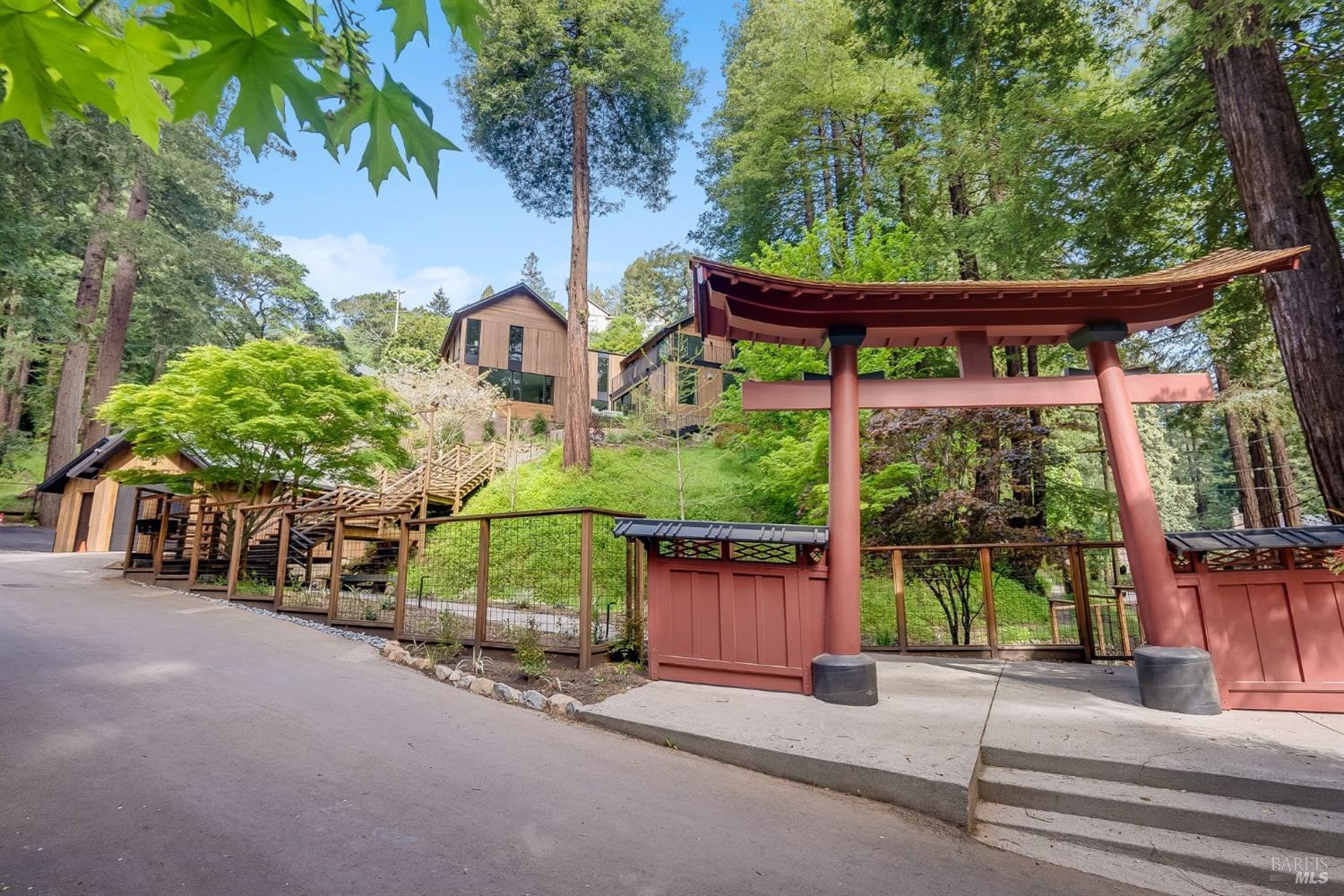 197 Corte Madera Ave