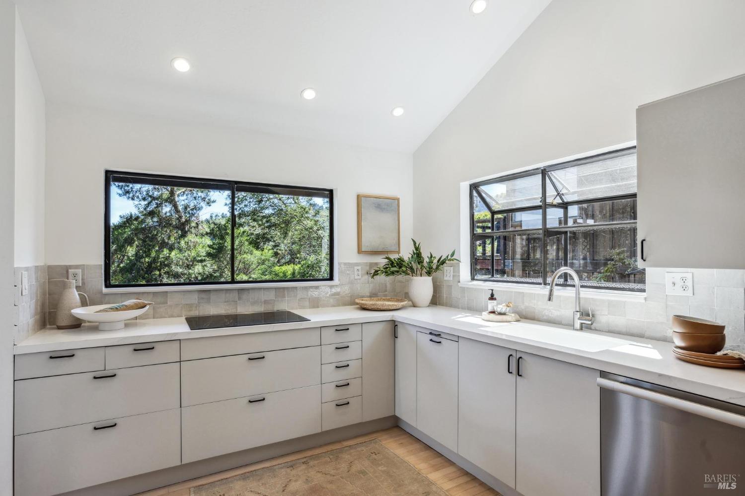 343 S Morning Sun Ave