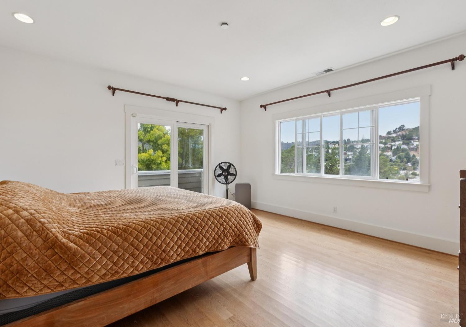 315 Villa Garden Dr
