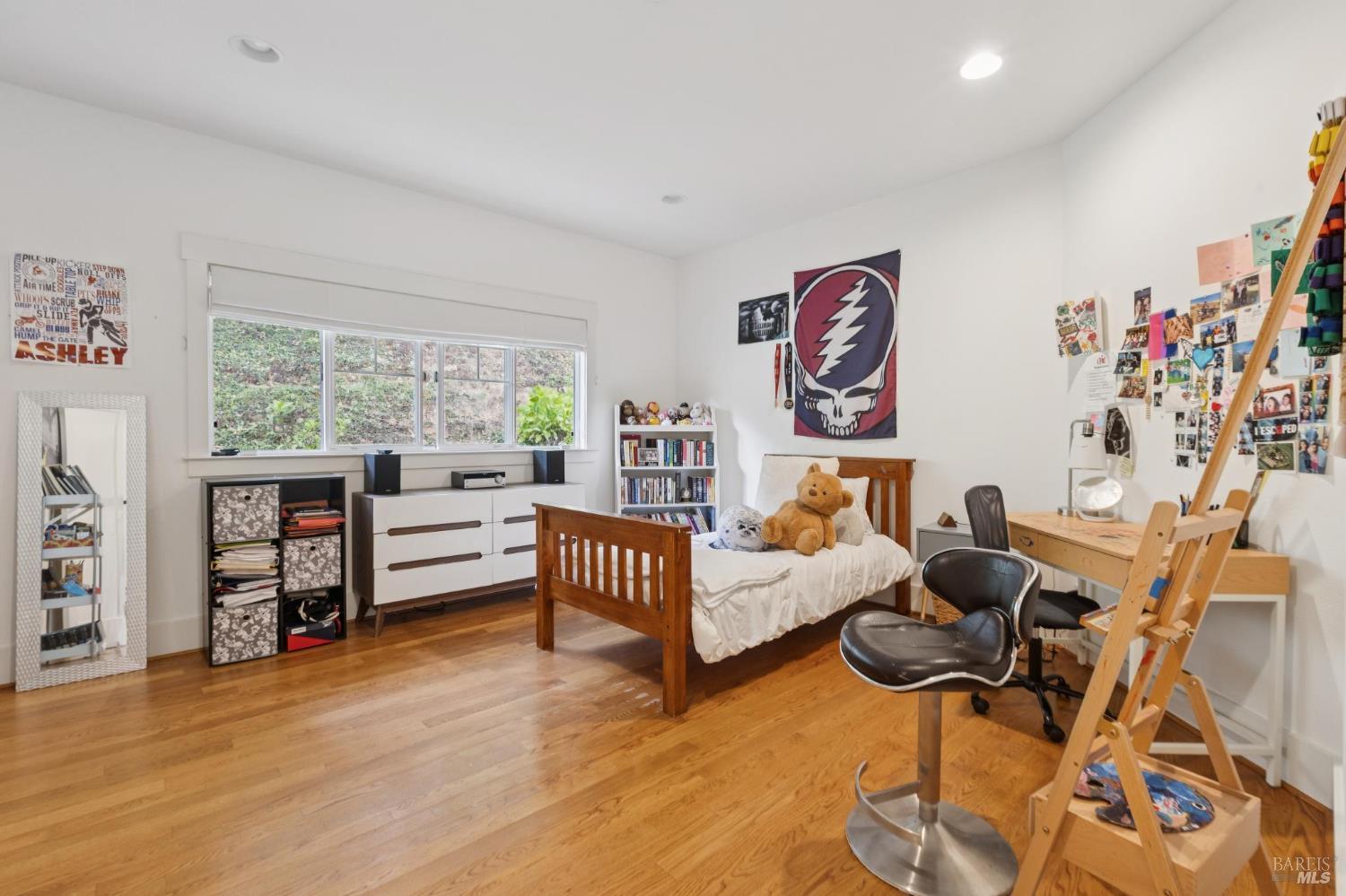 315 Villa Garden Dr