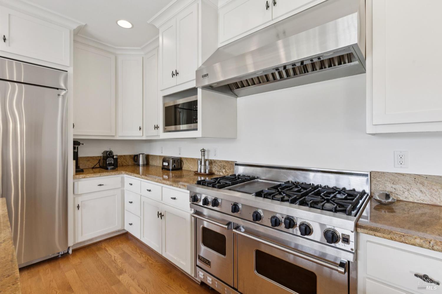 315 Villa Garden Dr