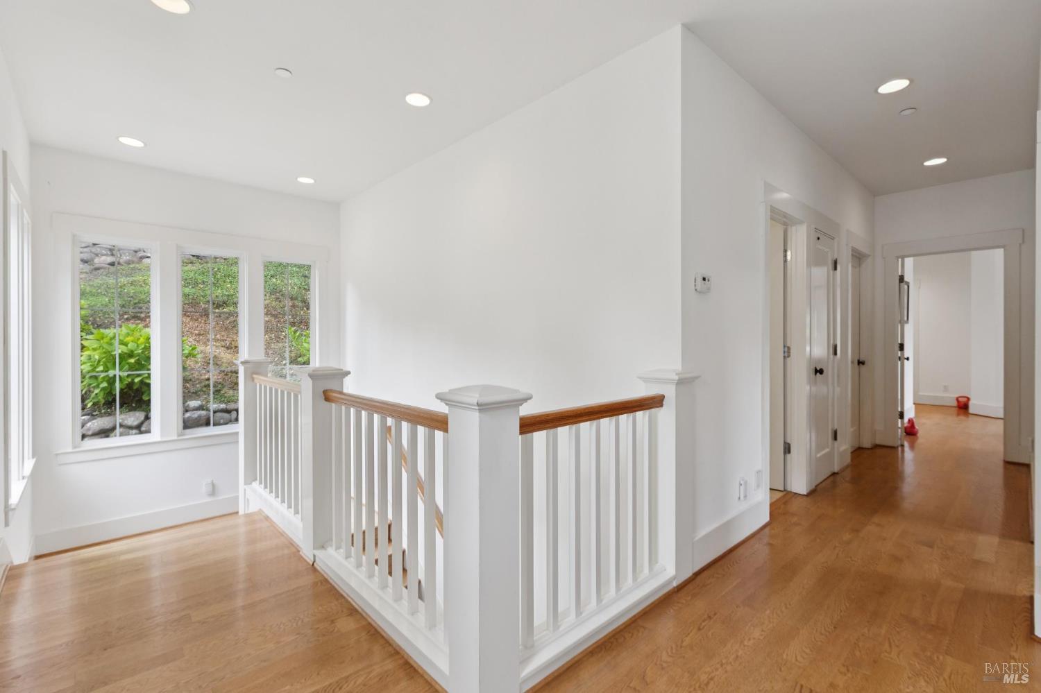 315 Villa Garden Dr