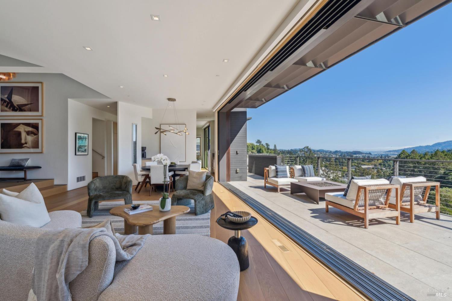 2 Upper Alcatraz Pl