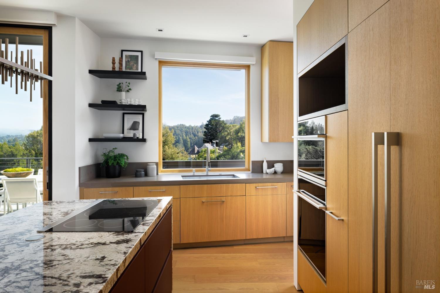 2 Upper Alcatraz Pl