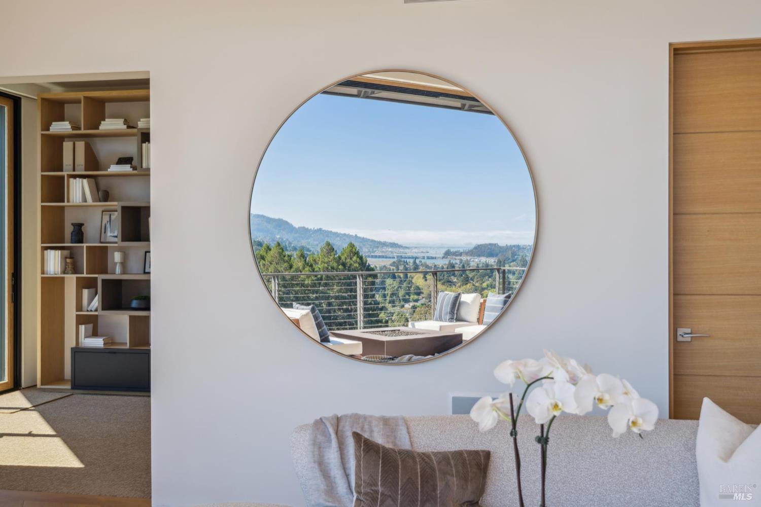 2 Upper Alcatraz Pl