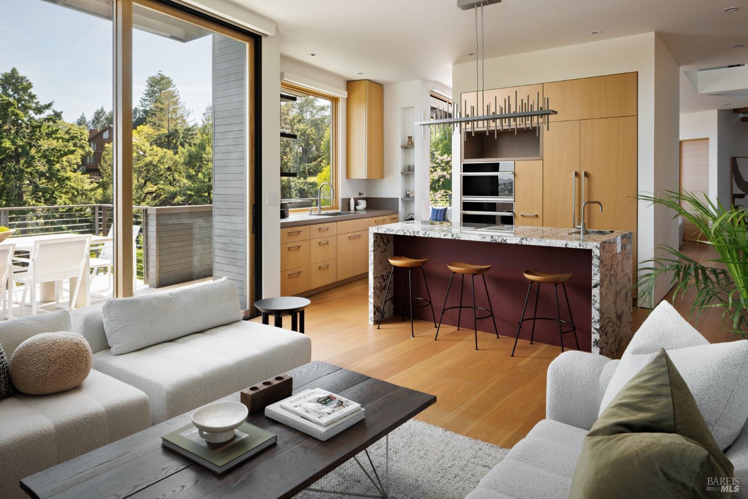 2 Upper Alcatraz Pl