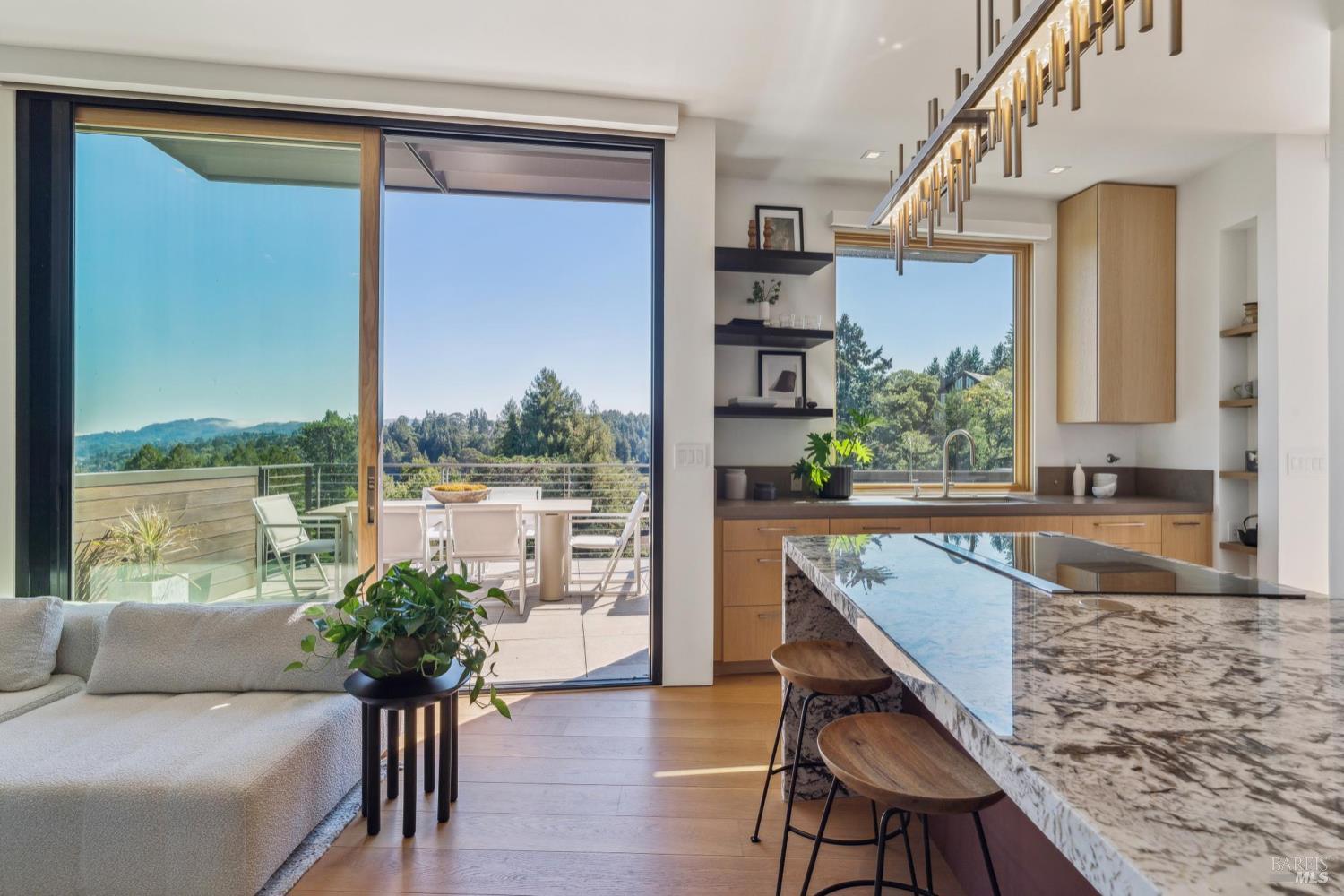 2 Upper Alcatraz Pl