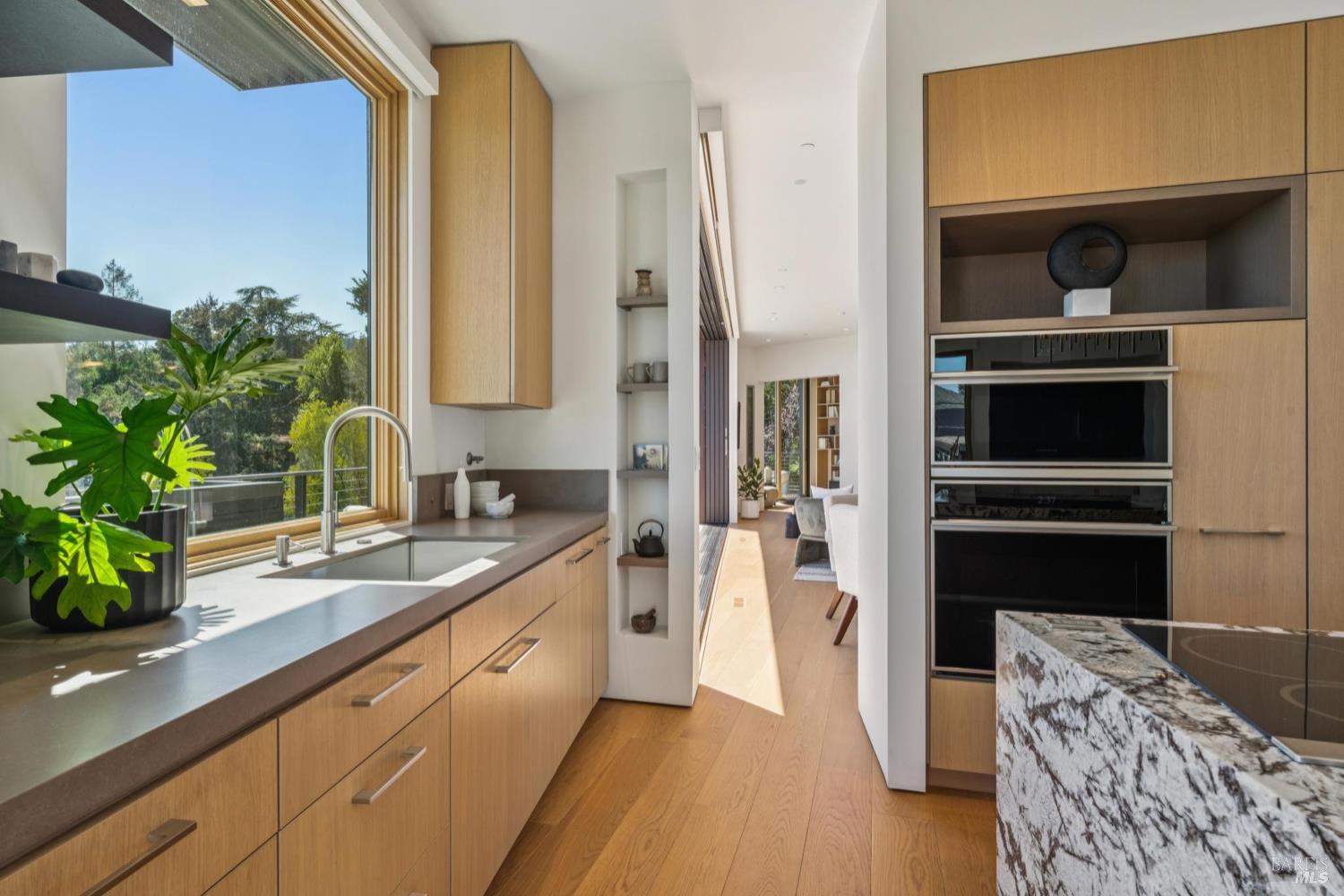 2 Upper Alcatraz Pl