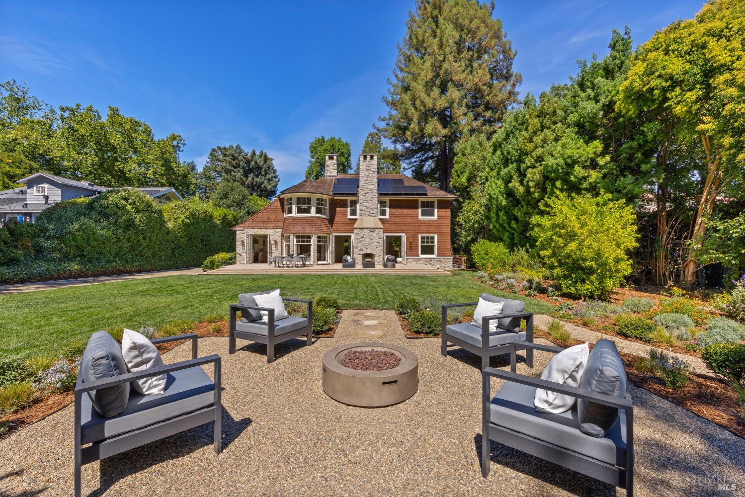 3 Southwood Ave
